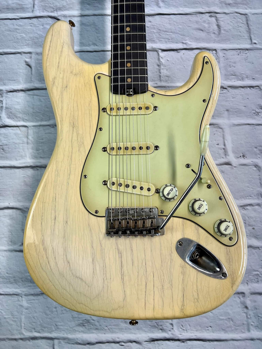 Fraser Guitars : Vintage Classic S-Style : VCSS Translucent White : Custom Vintage Relic Guitar