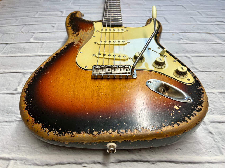 VSS Sunburst Medium Relic Korina '60s
