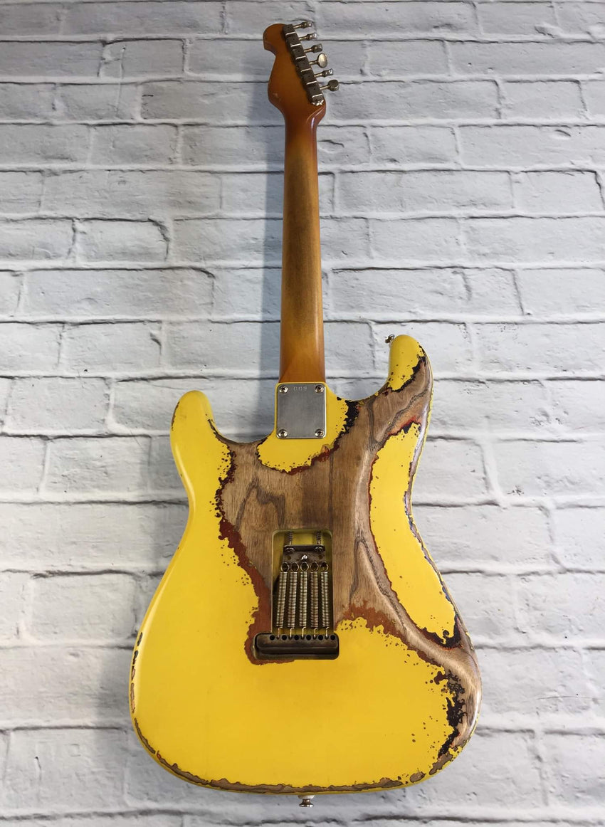 Fraser Guitars : Custom Series : CSS Golden Yellow over Sunburst HSS Heavy Relic Ash 60s : Vintage Aged S-Style Relic Guitar
