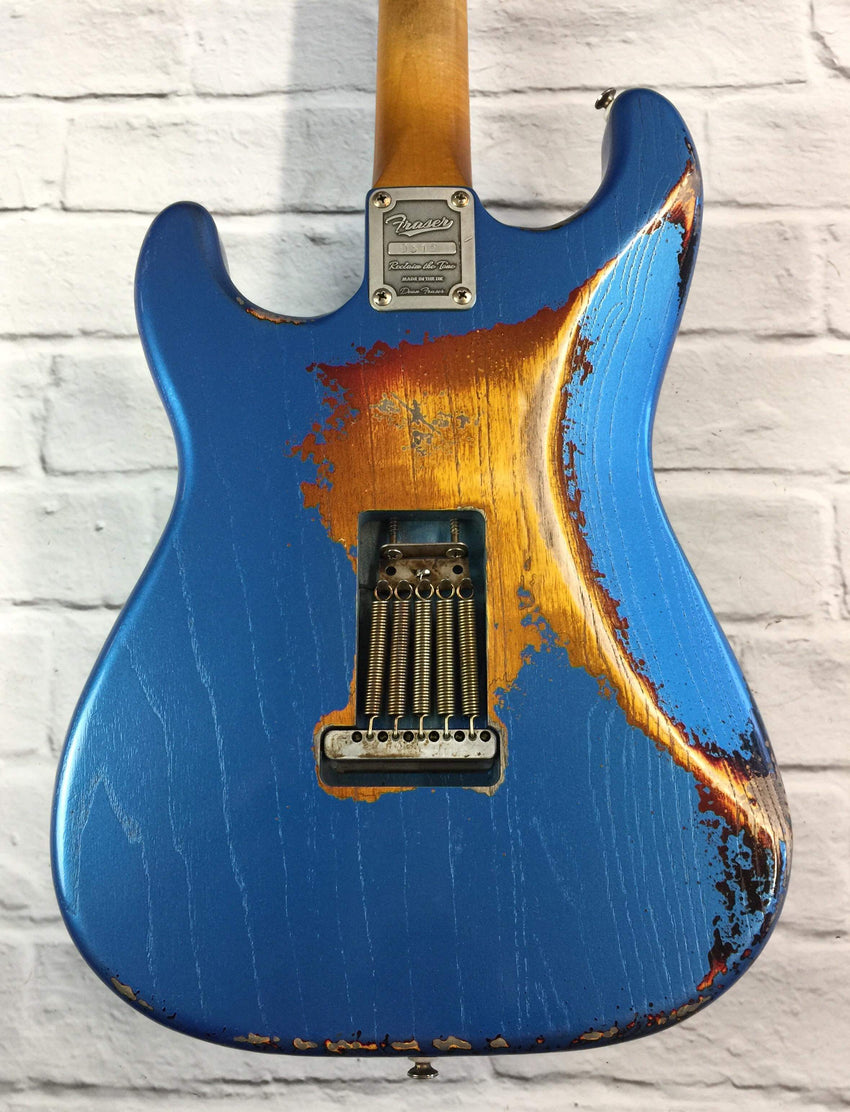 Fraser Guitars : Custom Series : CSS Lake Placid Blue over Sunburst Medium Relic  Ash 60s : Vintage Aged S-Style Relic Guitar