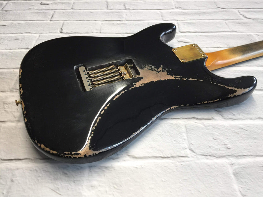 Fraser Guitars : Vintage Series : VSS Black Medium Relics Ash 60s :  Vintage Relic Aged Guitars